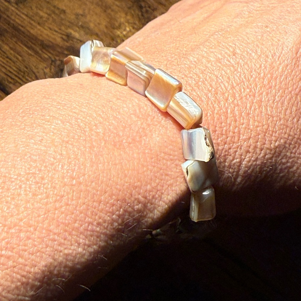 Elegant Shell Abalone Bracelet